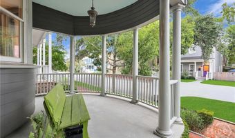 309 E Duffy St, Savannah, GA 31401