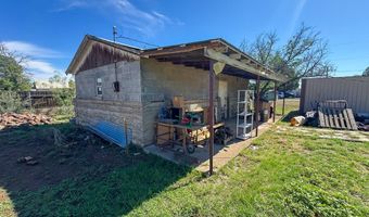 207 S 13th St, Alpine, TX 79830