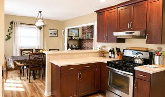 409 3rd St, Beach Haven, NJ 08008