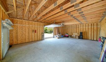 916 Oak St, Adrian, MI 49221
