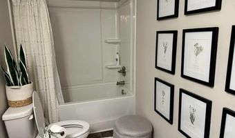 126 Auburn Crossing Dr, Auburn, GA 30011