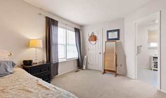 202 LAKE OZARKS Dr, Bear, DE 19701