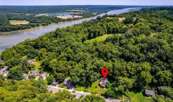 181 Market St, Aurora, IN 47001