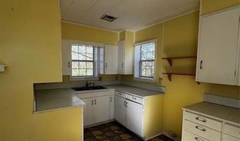 311 E A St, Atoka, OK 74525