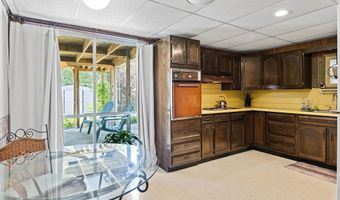 5608 LONGVIEW Dr, Adamsville, AL 35005