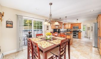 3 Travel Rd, Alloway, NJ 07461