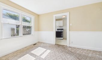 705 E 27th St, Anderson, IN 46016