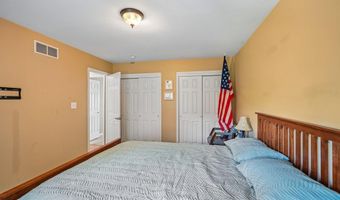 10 STEFFIE Dr, Bear, DE 19701
