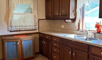 1028 Lyndon Ave, Ashtabula, OH 44004