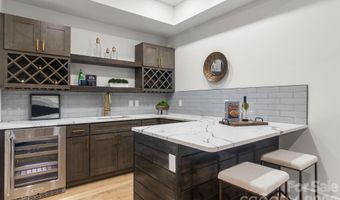 809 Crater St, Charlotte, NC 28205