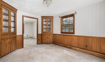 91 Inez Dr, North Kingstown, RI 02852