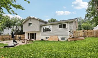 4907 CHANTICLEER Ave, Annandale, VA 22003