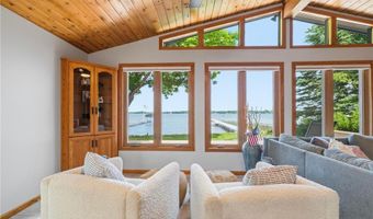 613 S Darling Ln NW, Alexandria, MN 56308