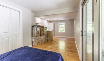 50 Chidsey Rd, Avon, CT 06001