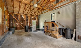 160 Gazo Ave, Burlington, VT 05408