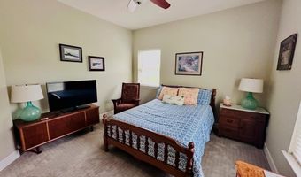 40 Myrtle St, Apalachicola, FL 32320