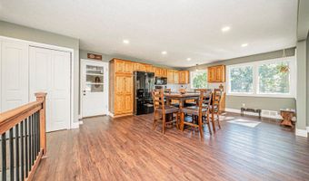 111 Moyne Dr, Abilene, KS 67410