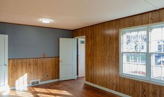 496 Burnsford Ave, Bridgeport, CT 06606