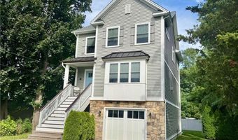 20 Robert Ave, Warwick, RI 02818