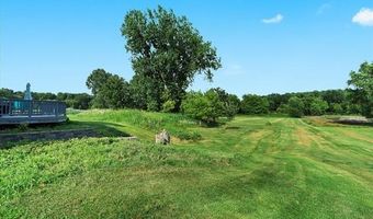 3525 Howland Rd, Almont, MI 48003