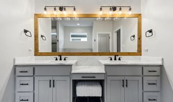 7217 Havenwood Dr, Benton, AR 72019