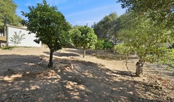 2826 Calle De Malibu, Escondido, CA 92029