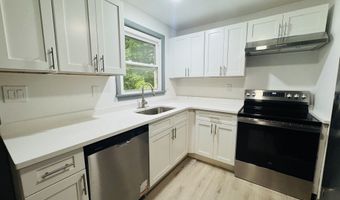 6 Elaine St, Bozrah, CT 06334