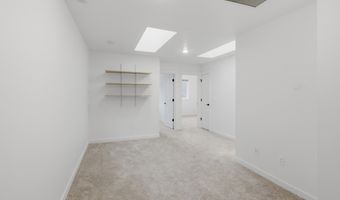2524 NE Purcell Blvd, Bend, OR 97701