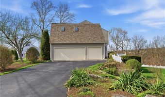 46 Timberland Dr, Lincoln, RI 02865