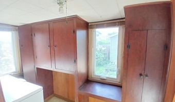112 W 3rd Ave N, Aurora, MN 55705