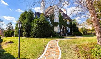 2730 W CHEW St, Allentown, PA 18104