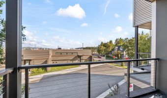 704 Top Rail Ln #704, Anchorage, AK 99501