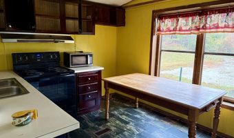 112 Liesegang Rd, Beattyville, KY 41311