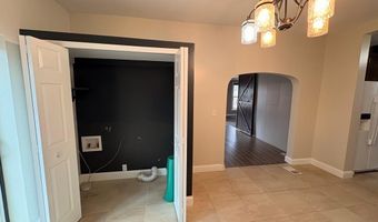 903 L St, Aurora, NE 68818