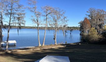 2540 Montyna Ln, Alford, FL 32420