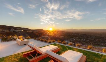 571 Overlook Rim Dr, Henderson, NV 89012