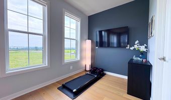 22391 CLAUDE MOORE Dr, Ashburn, VA 20148