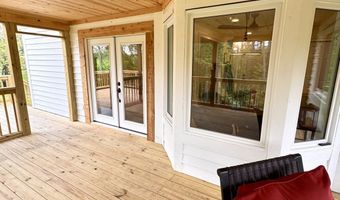 8047 Lavelle Rd, Athens, OH 45701
