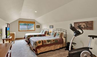 85 Bellflower Ct, Blanchard, ID 83804