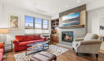 175 Lithia Way 303, Ashland, OR 97520