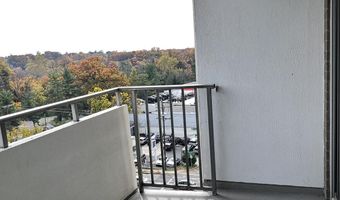 5101 RIVER Rd 904, Bethesda, MD 20816