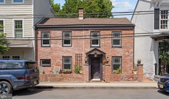 28 SWAN St, Lambertville, NJ 08530