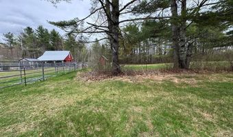 7 Howard Siding Ln, Abbot, ME 04406