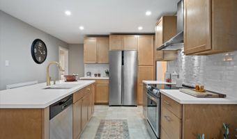 201 Clyde Rd, Bangor, ME 04401