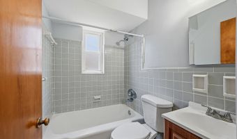 1114 Joetta Dr, Anderson Twp., OH 45230