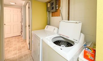 4014 Toronto St, Ames, IA 50014