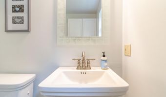 39 Kitteridge Brook Rd, Bar Harbor, ME 04609