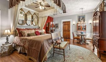 115 S Main St, Adairsville, GA 30103