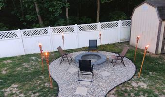 960 MANNINGTON Dr, Williamstown, NJ 08094