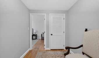 6 Hawthorne Cir, Andover, MA 01810
